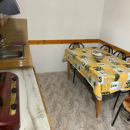 Vila Caka *